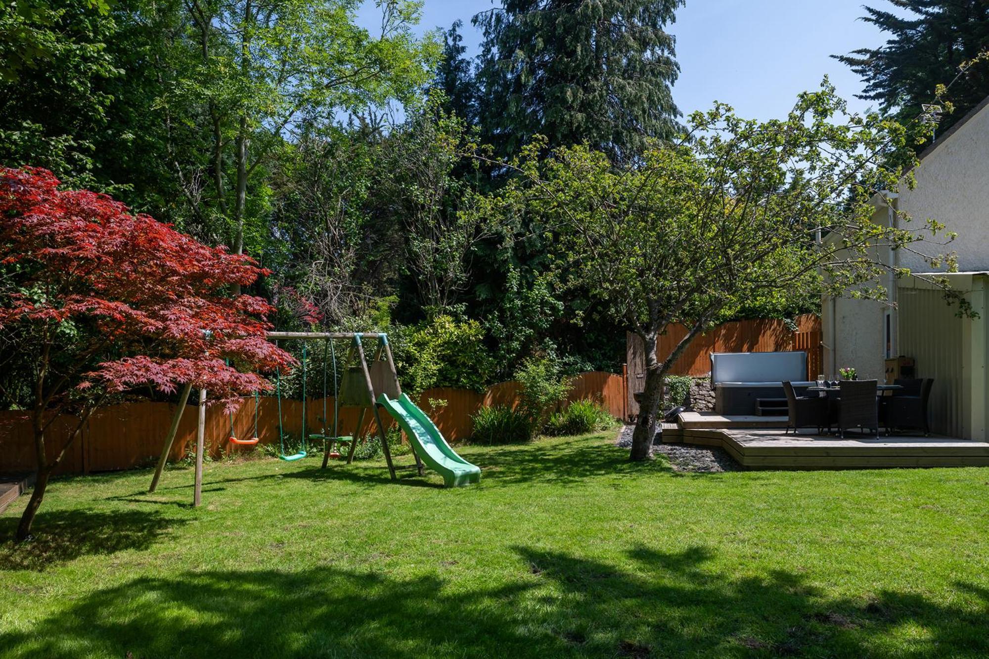 The Coachhouse - Cottage With Private Hot Tub Colwyn Bay Bagian luar foto